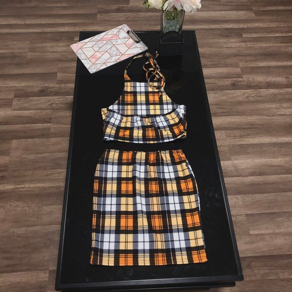 Pretty Little Thing Plaid 2 Piece - Picture 2 of 3